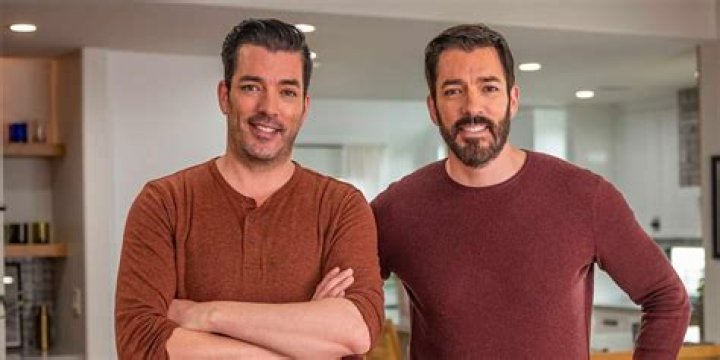 Are there actually 2 Property Brothers?