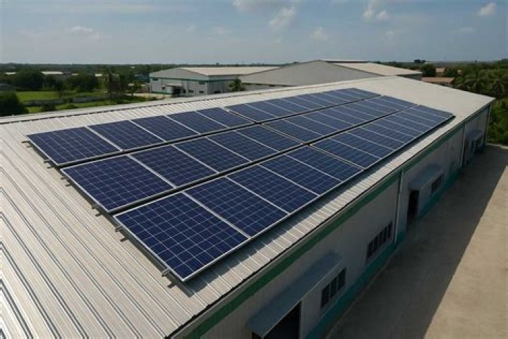 Can solar panels be refurbished?