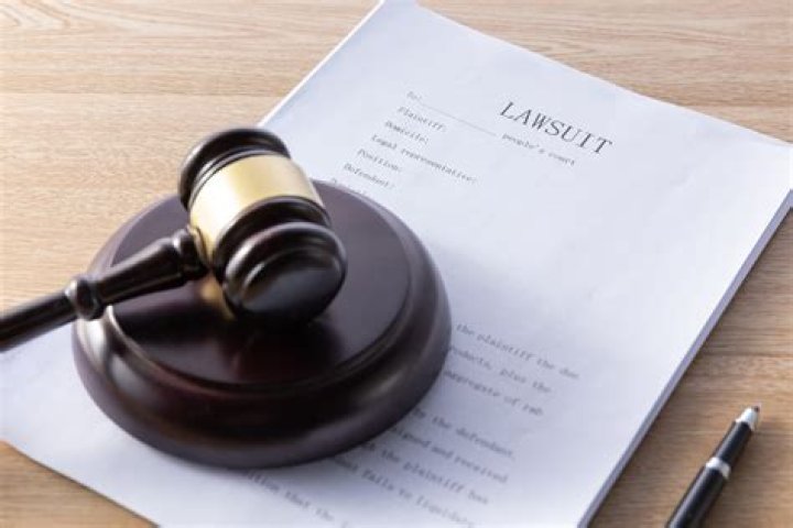 Can you settle a lawsuit without going to court?