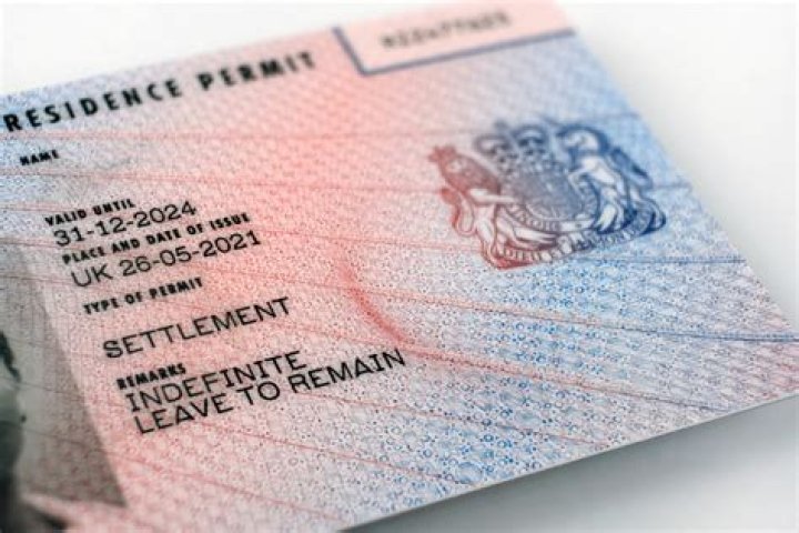 Do I get a residence permit if I marry a German?