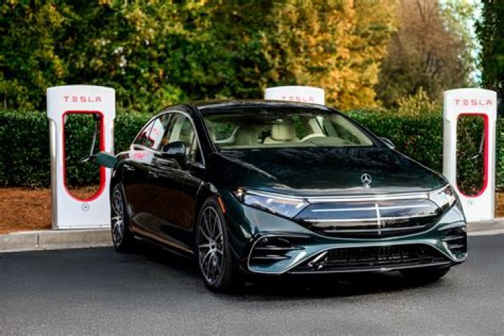 Does Mercedes have a fully electric car?