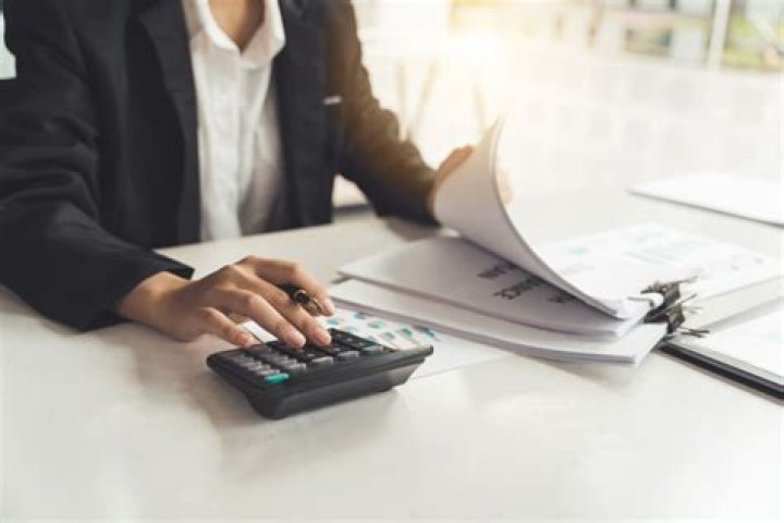 Does the IRS audit small amounts?