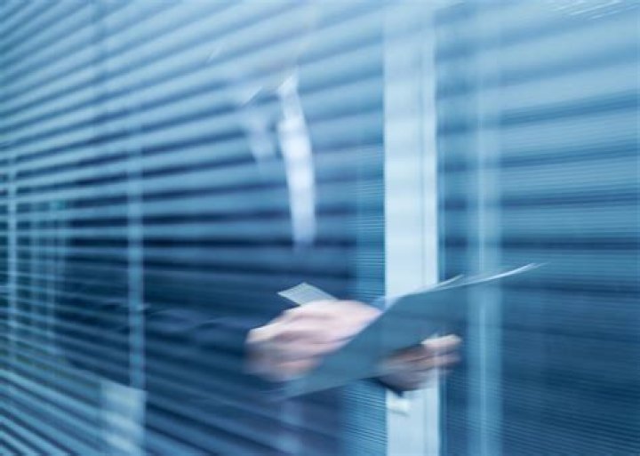 How does reporting someone to the IRS work?