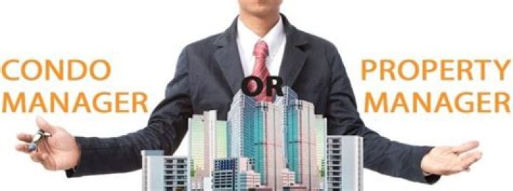 What is the difference between a community manager and a property manager?
